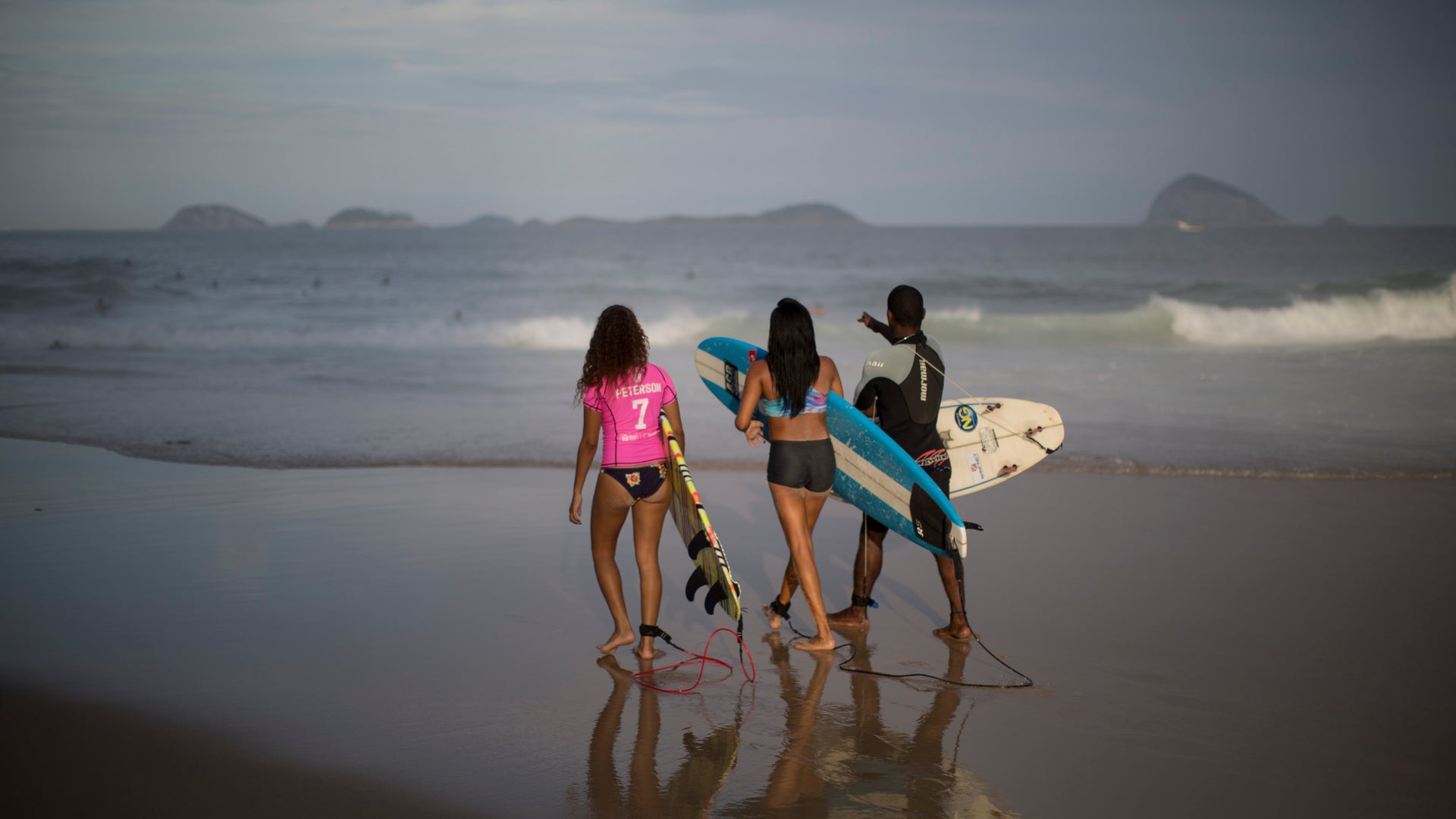 Brazil_Slum_Surfing__20_
