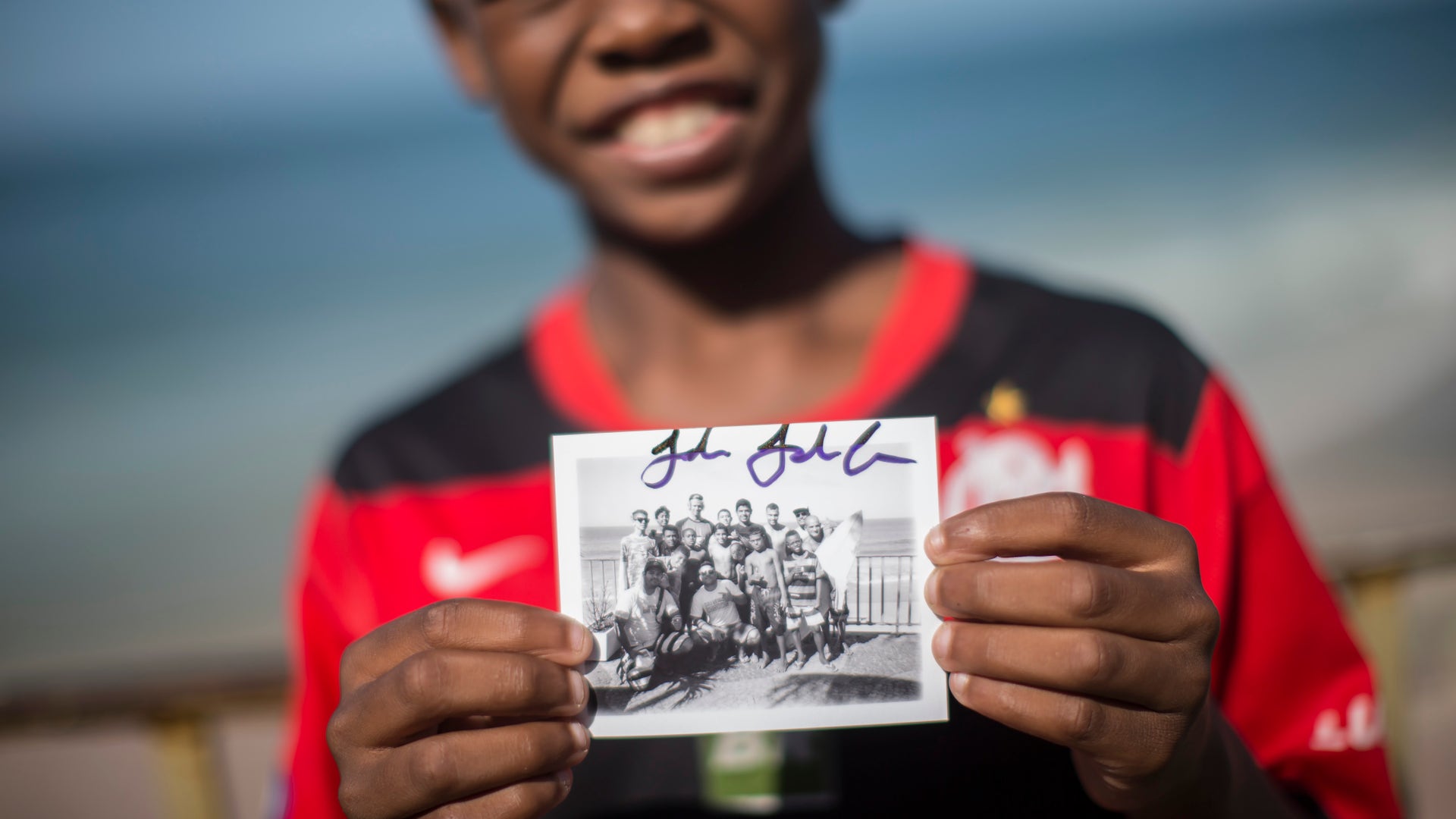 Brazil_Slum_Surfing__5_