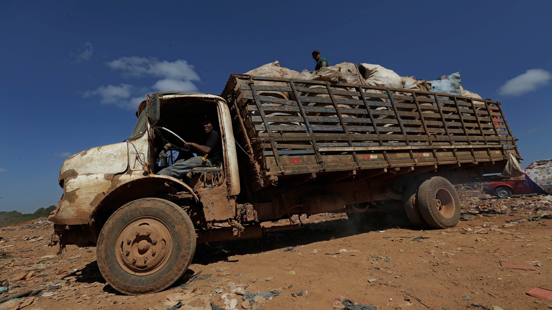 Brazil_Trash_Pickers__Vros__8_