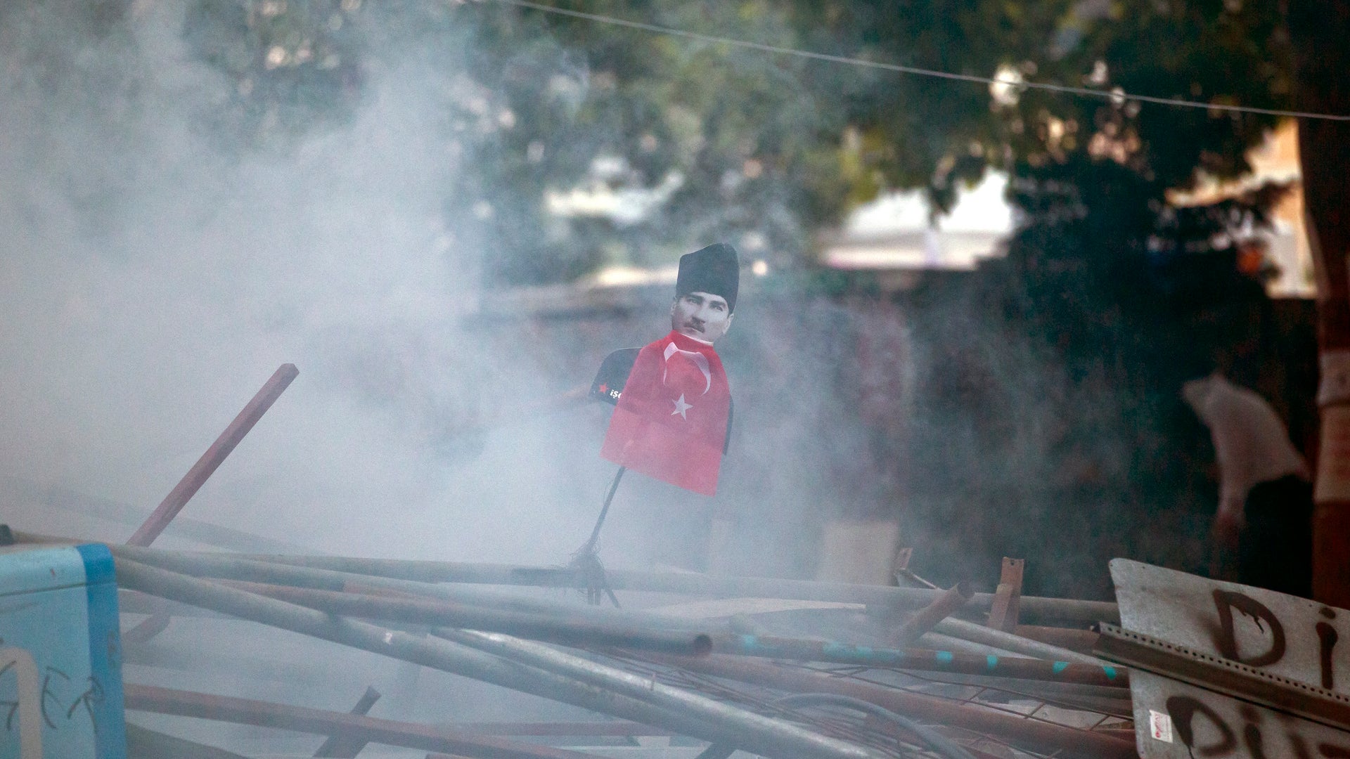 Brazil_Turkey_Tear_Gas__4_