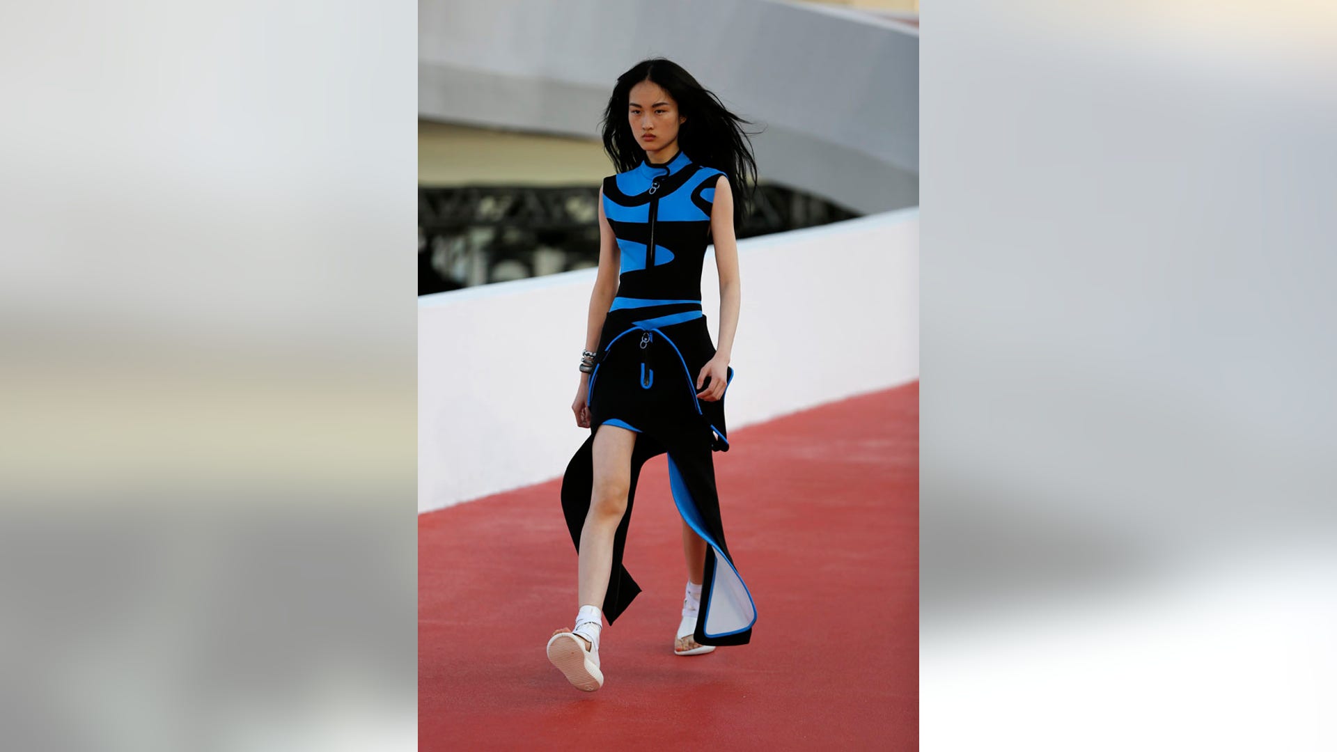 Brazil_Vuitton_Fashio_Garc_5_