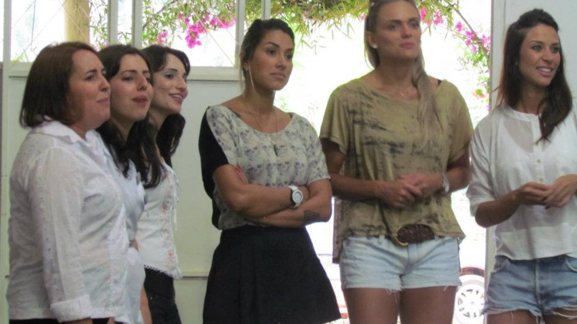 Brazil_Women_Town__5_