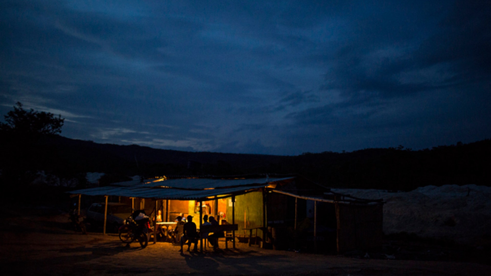 Brazil_diamond_miners_Latino9a