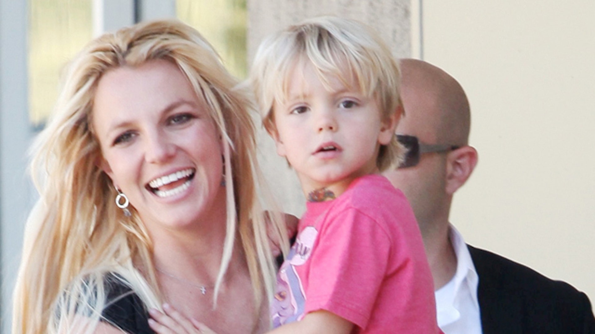 Britney_Looking_Happy