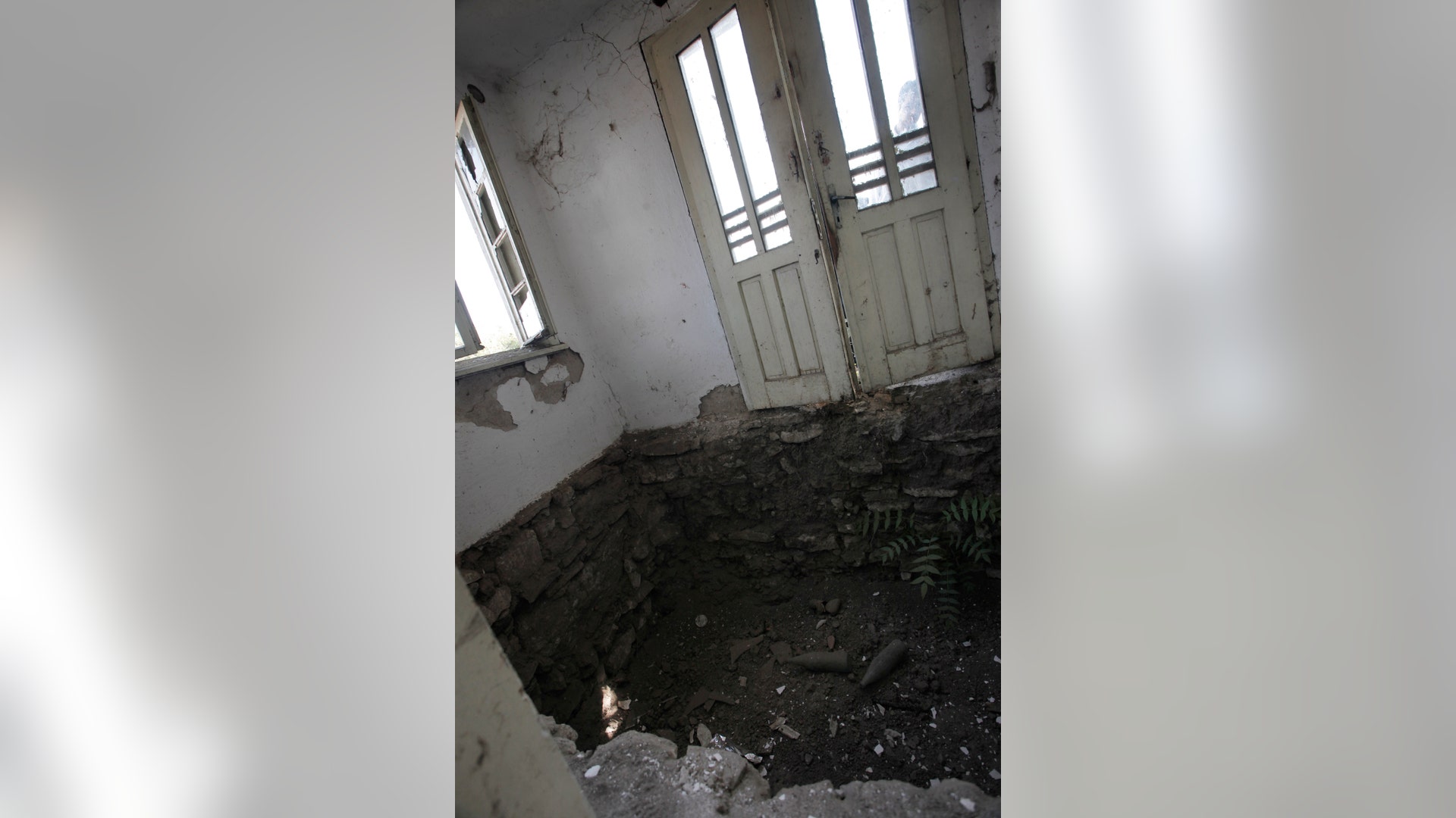 Bulgaria_Looted_Treasure_10