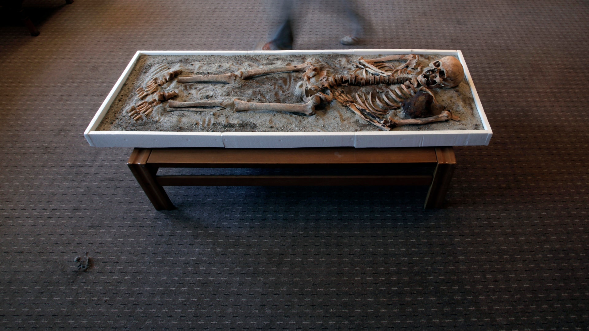 Bulgaria_Vampire_Skeleleton_5