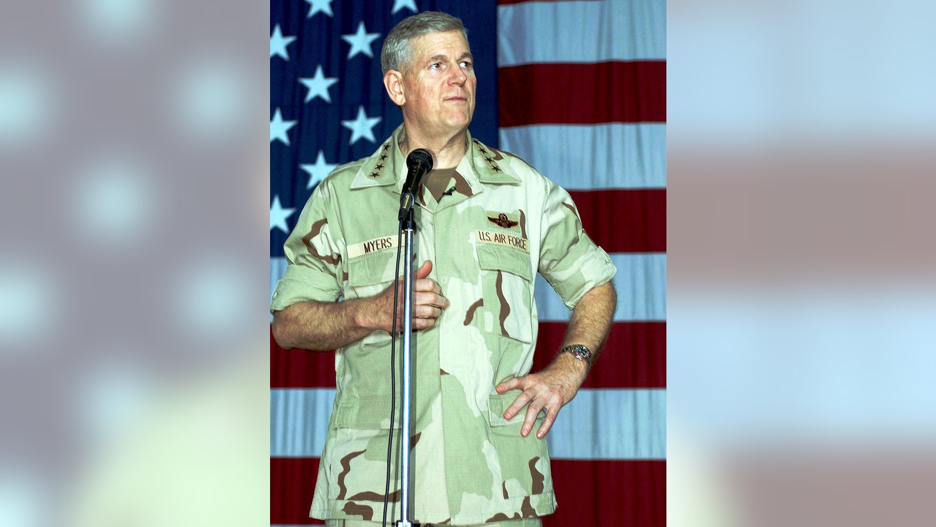 Desert Camouflage Uniform 