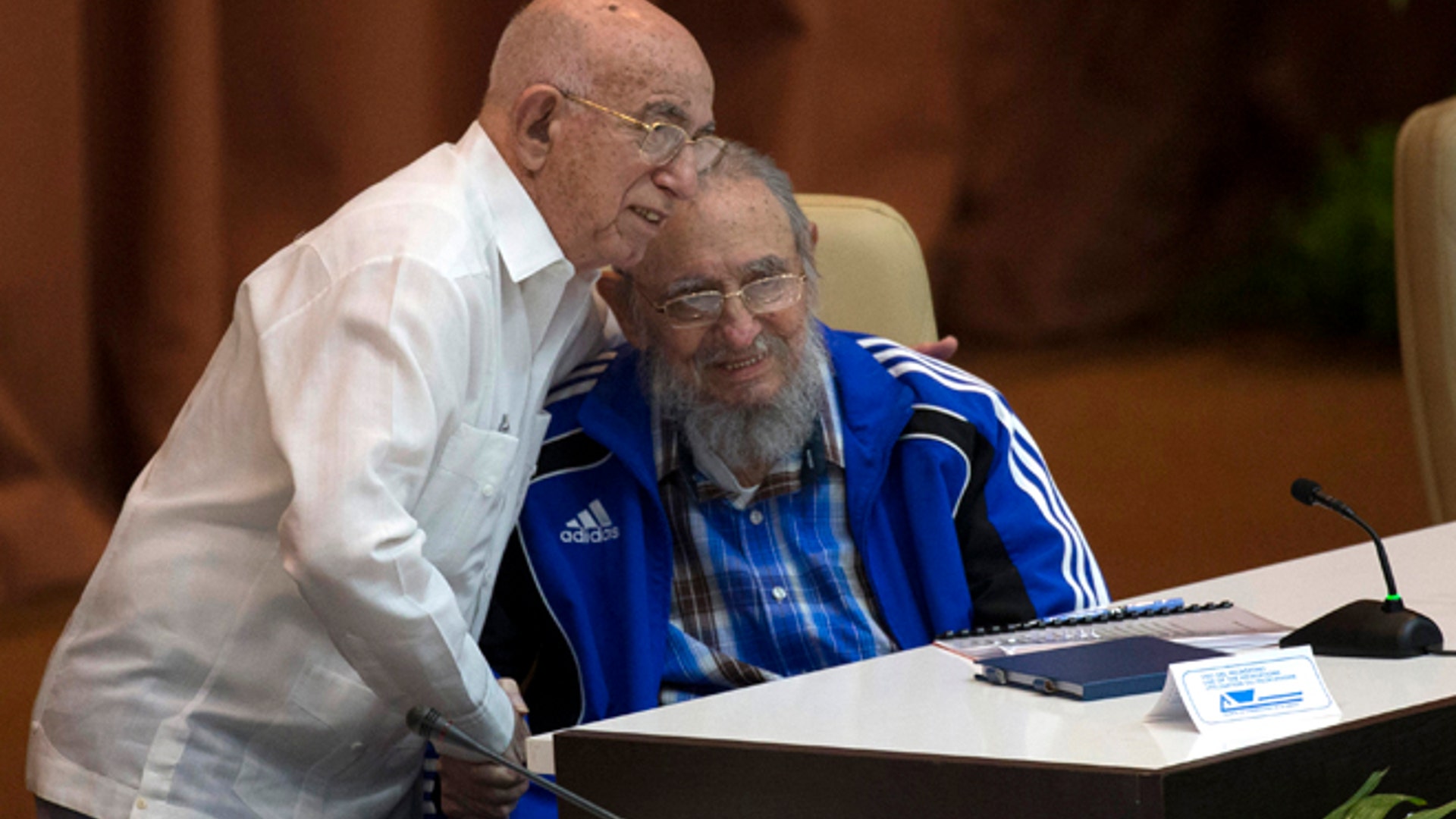 Castro_appearance_party_1_Latino