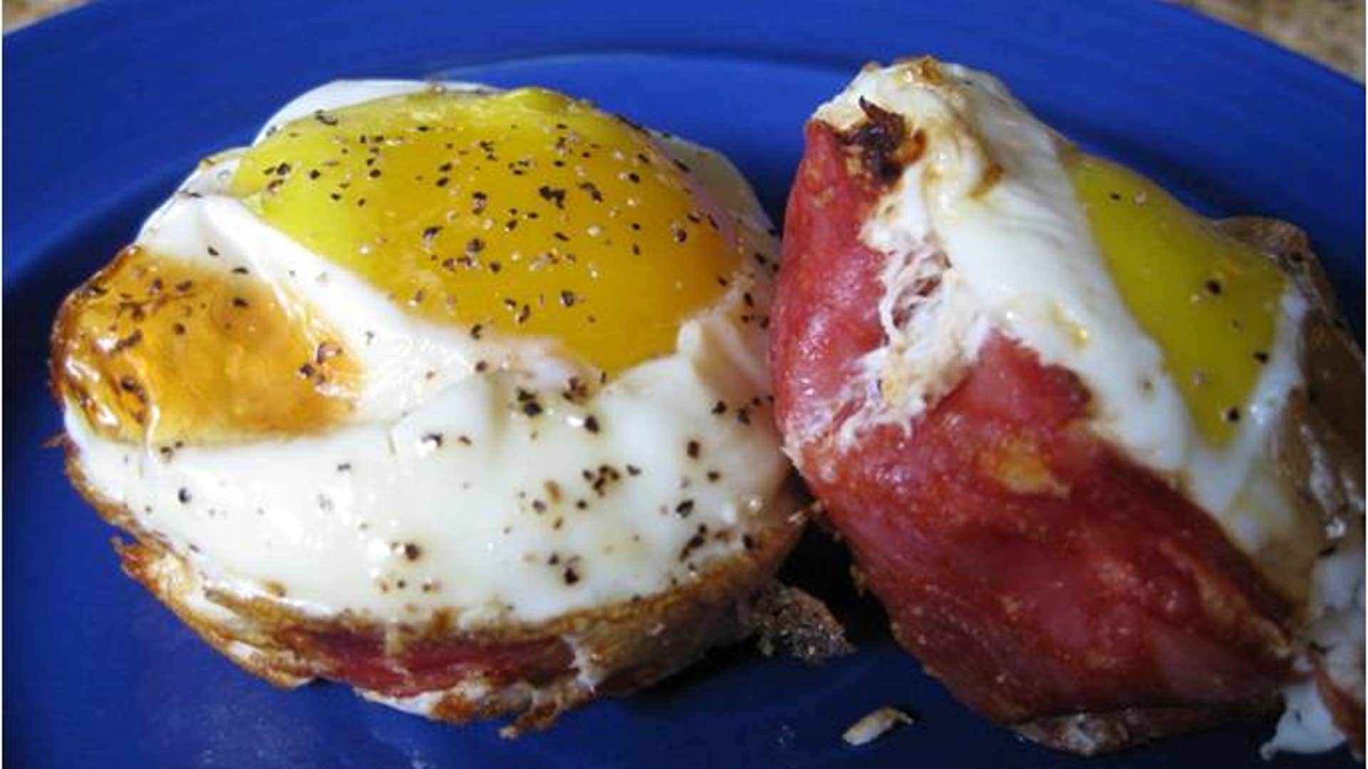 Chorizo_and_Queso_Eggy_Cups_1