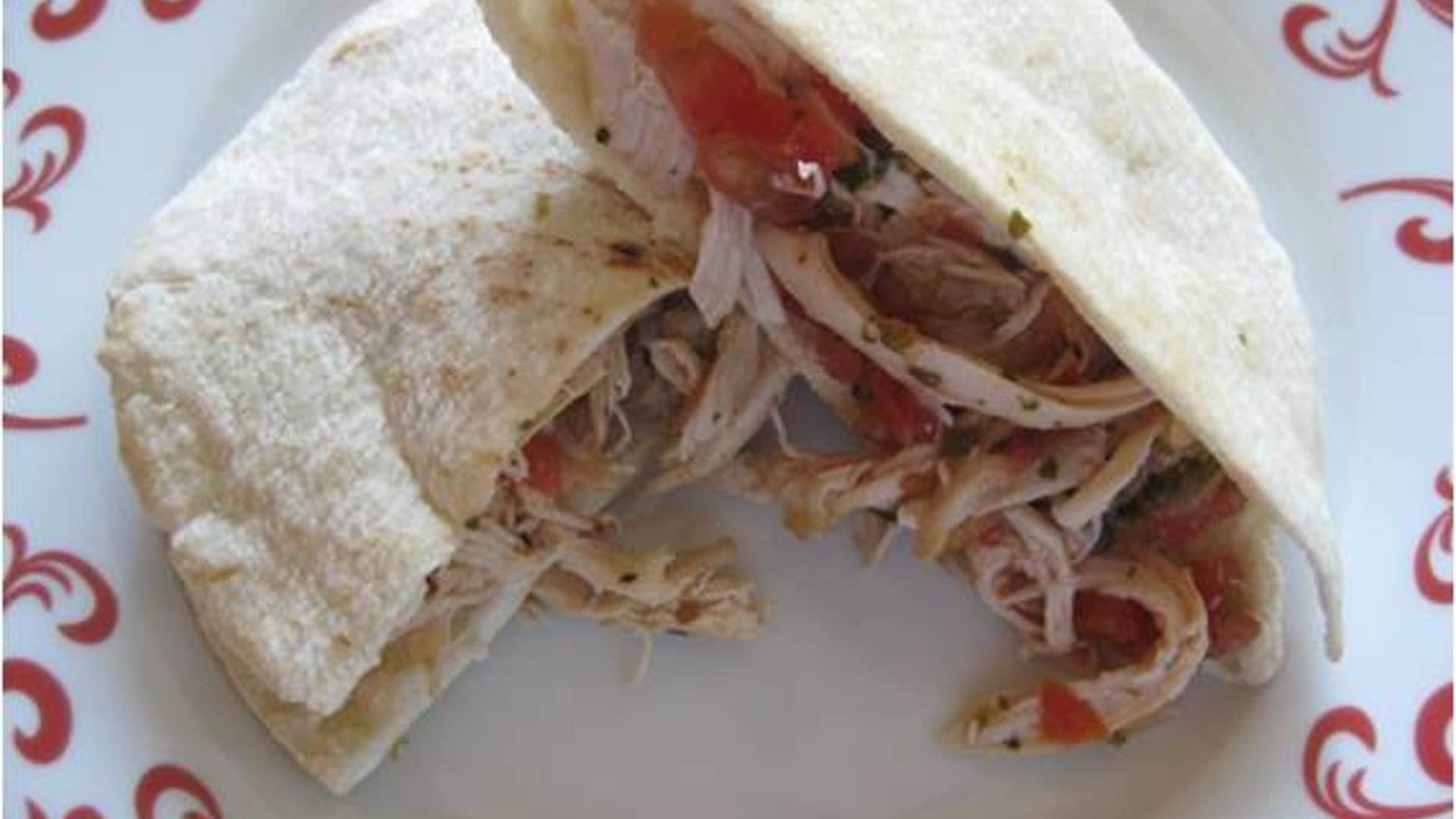 Chunky_Salsa_Chicken_Pitas_5