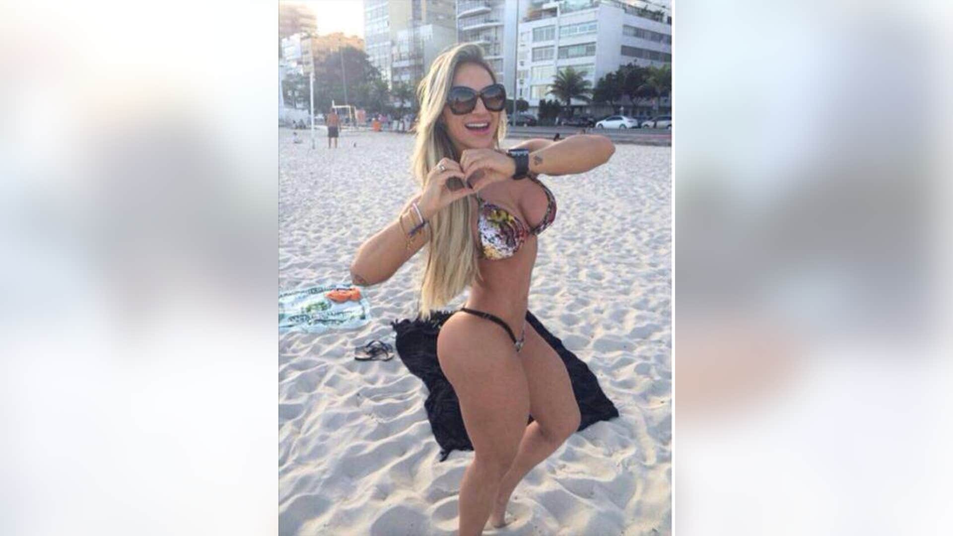 Clau_Dullius_BumBum_FB