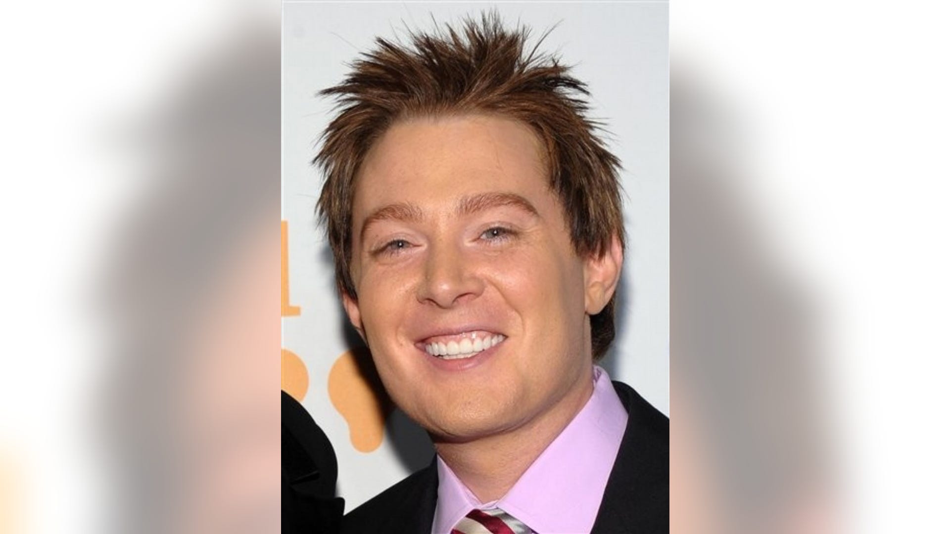 Clay Aiken - Hit