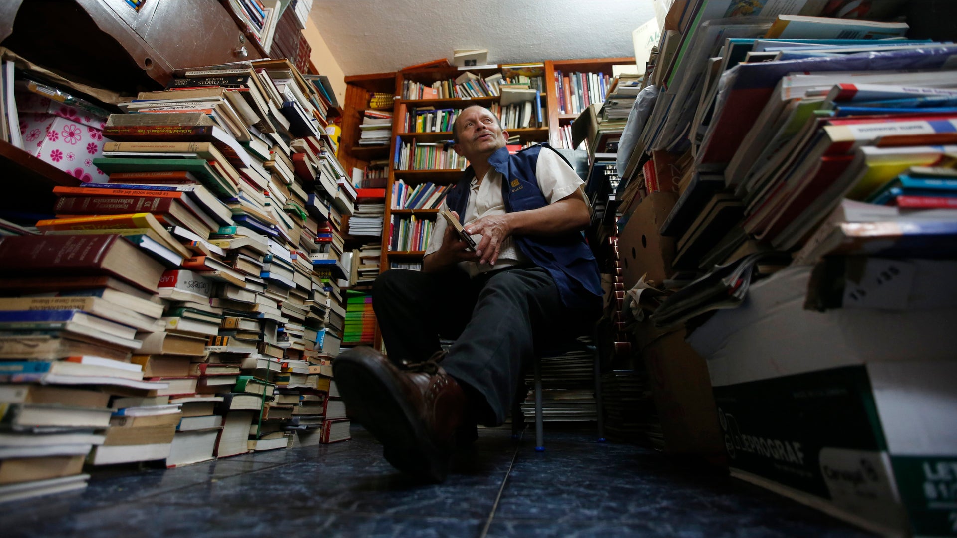 Colombia_Books_in_Tra_Garc_3_