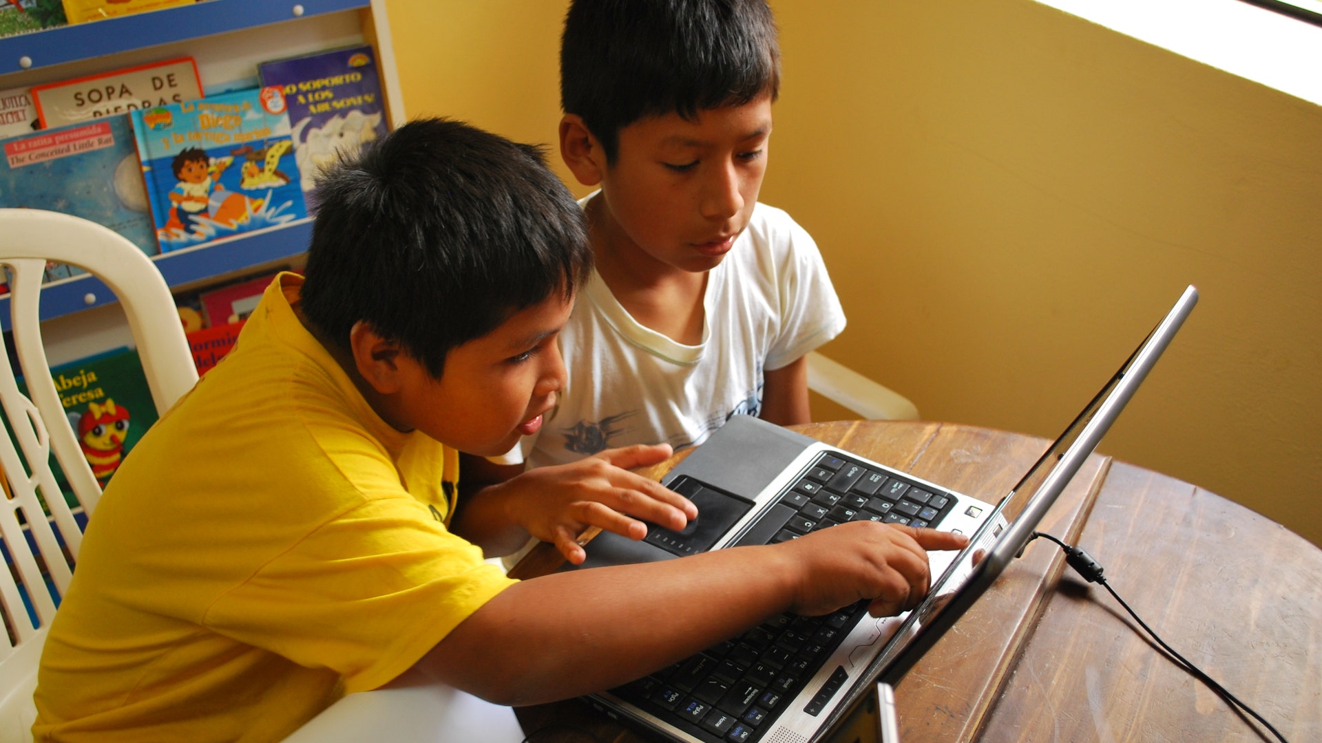 Computer_Classes__youth