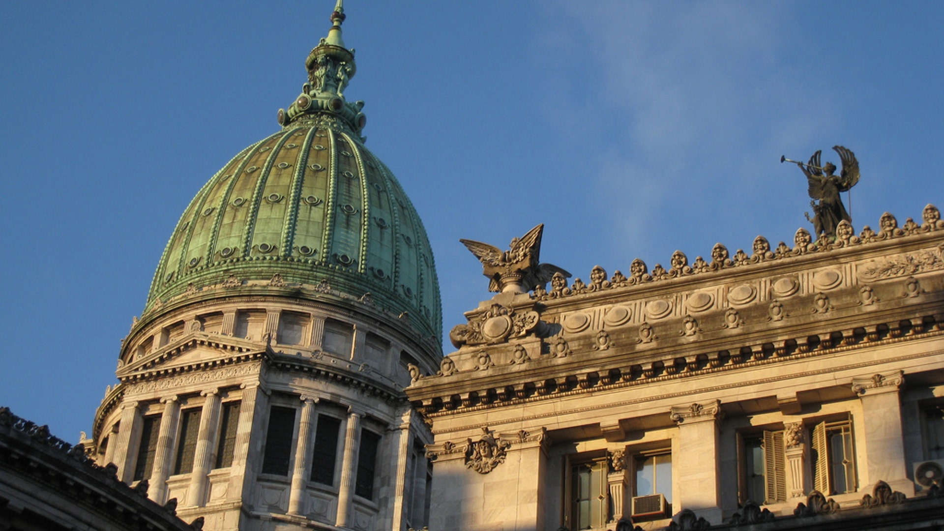 Congress_building_by_Beatrice_Murch_01