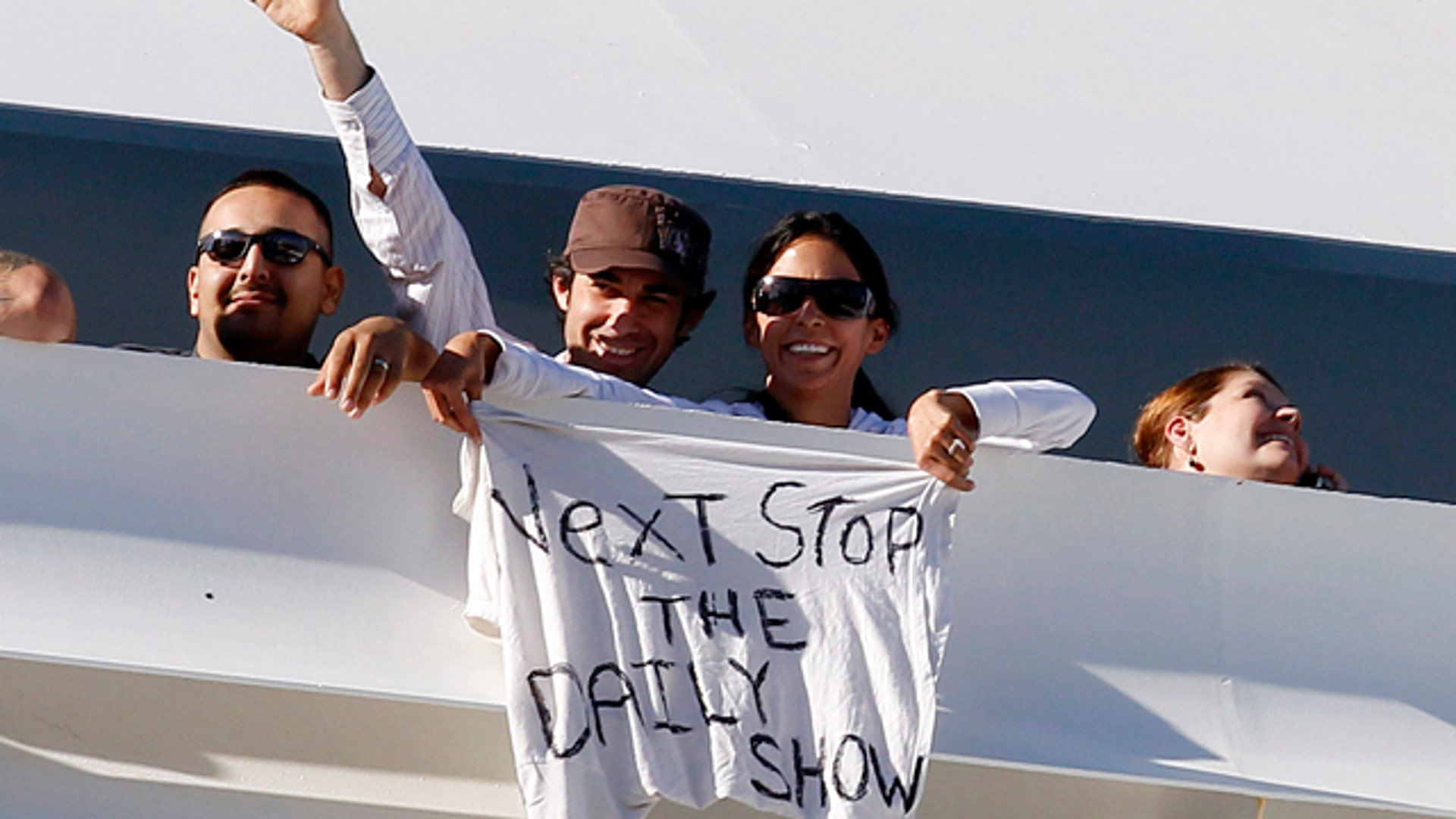 Daily Show Passengers