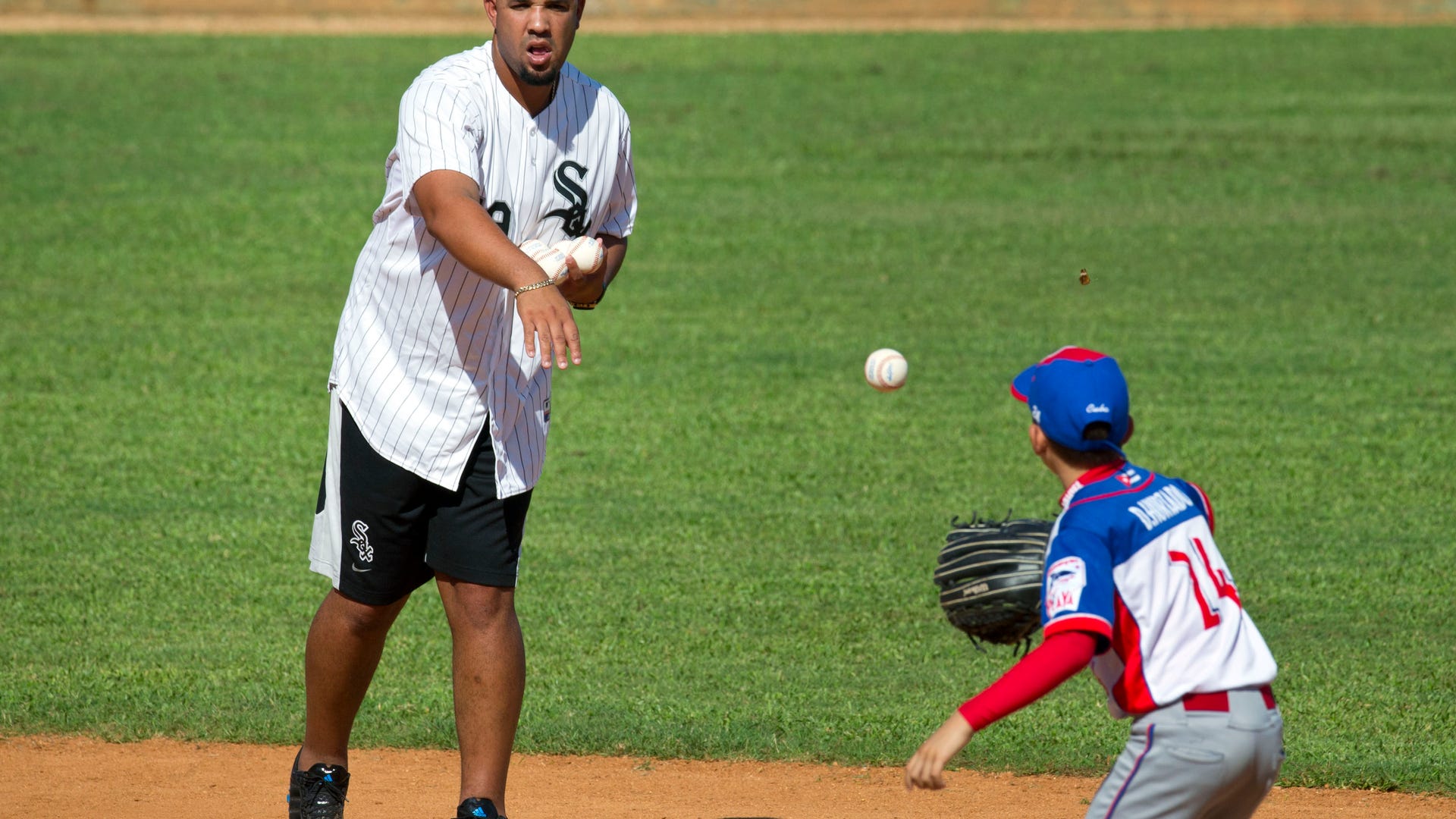 Cuba_Baseball_Garc_2_