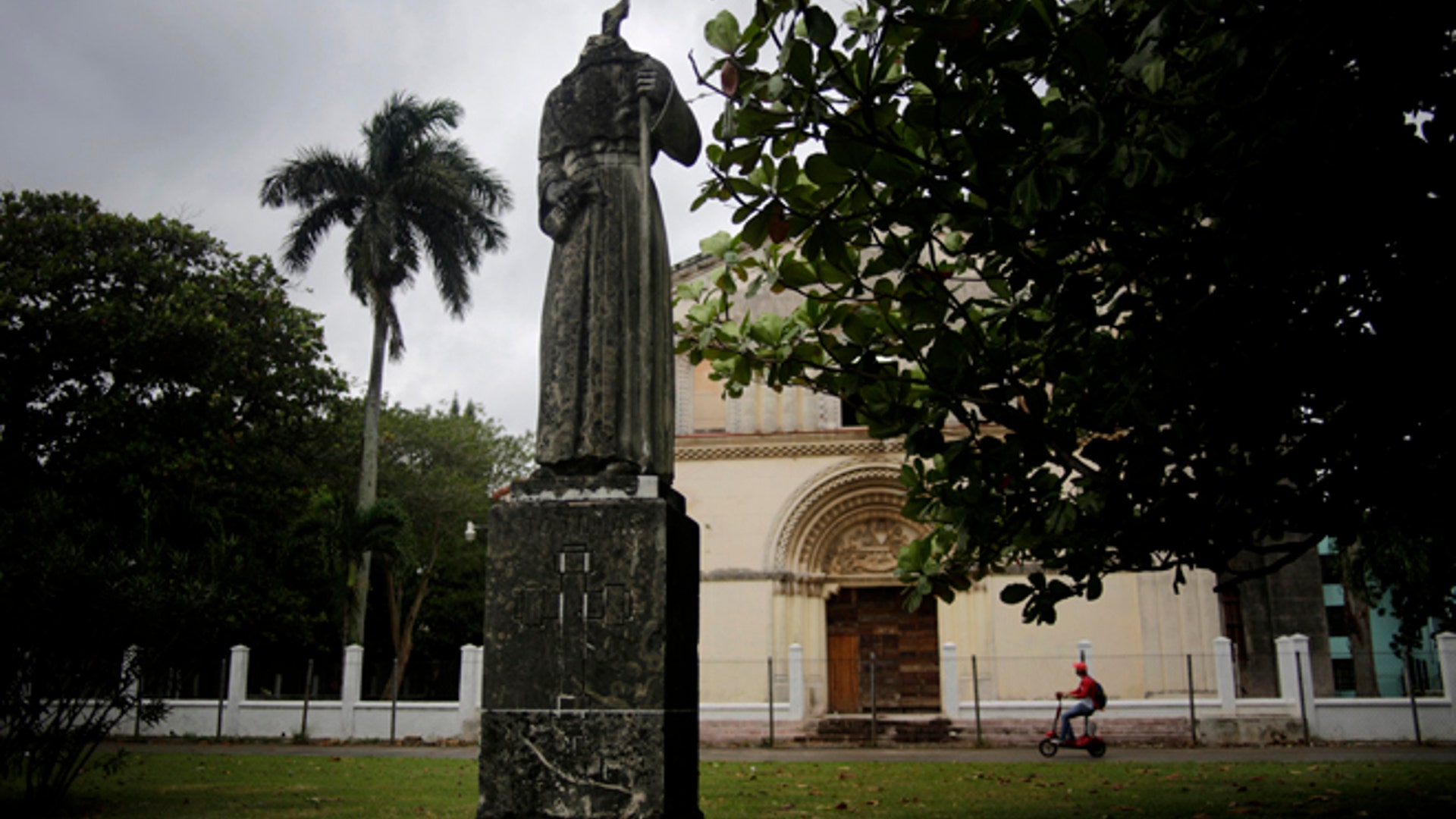 Cuba_Church_latino_2