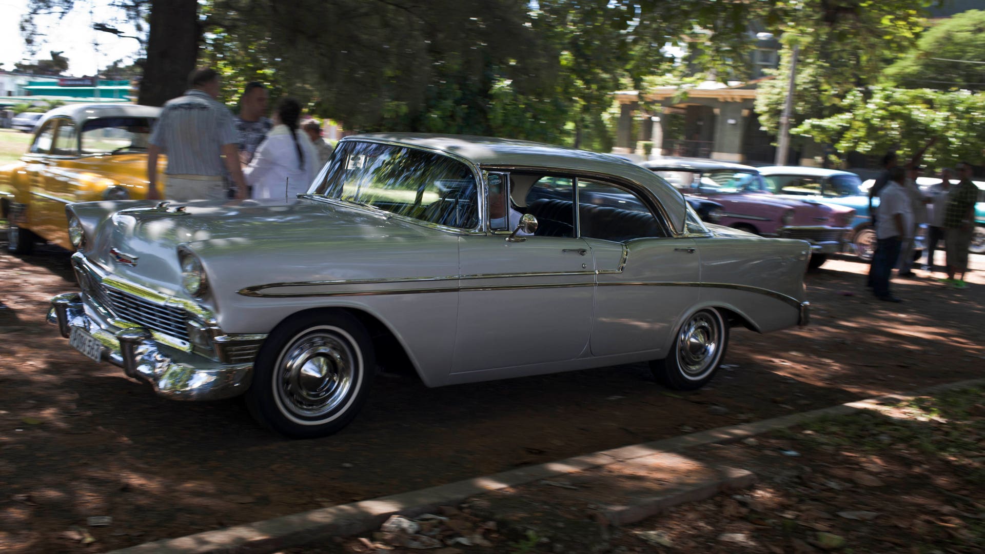 Cuba_Classic_Cars_Pho_Vros__2_