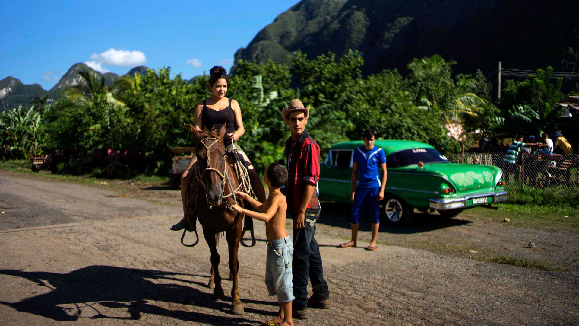 Cuba_Countryside_Game_Vros__1_