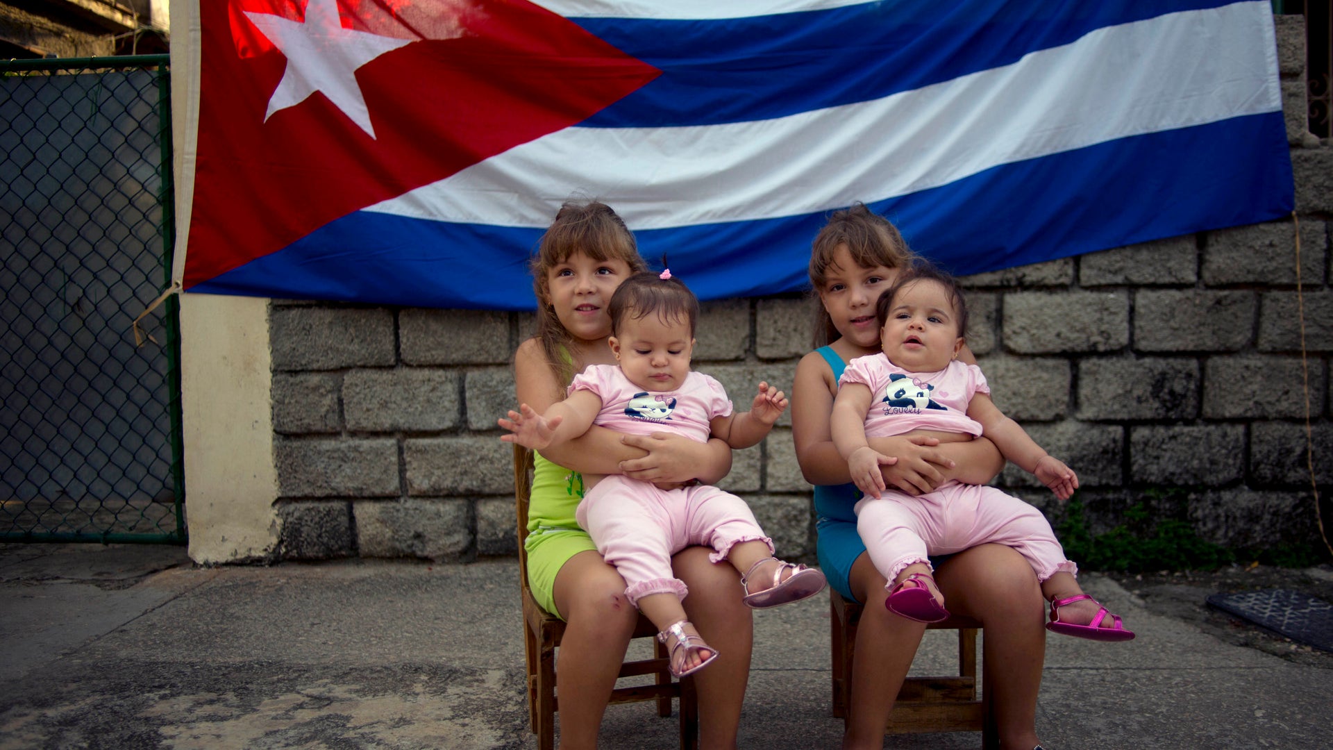 Cuba_Twinville_Vros__1_