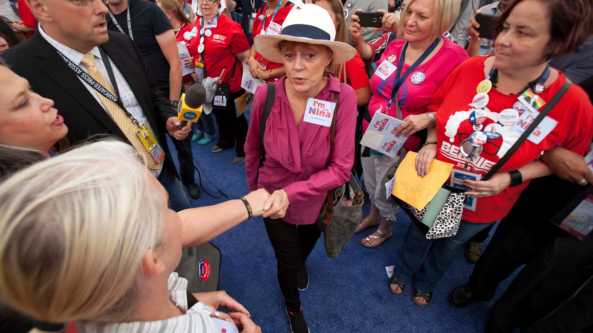 DEM_2016_Convention_Garc__1_