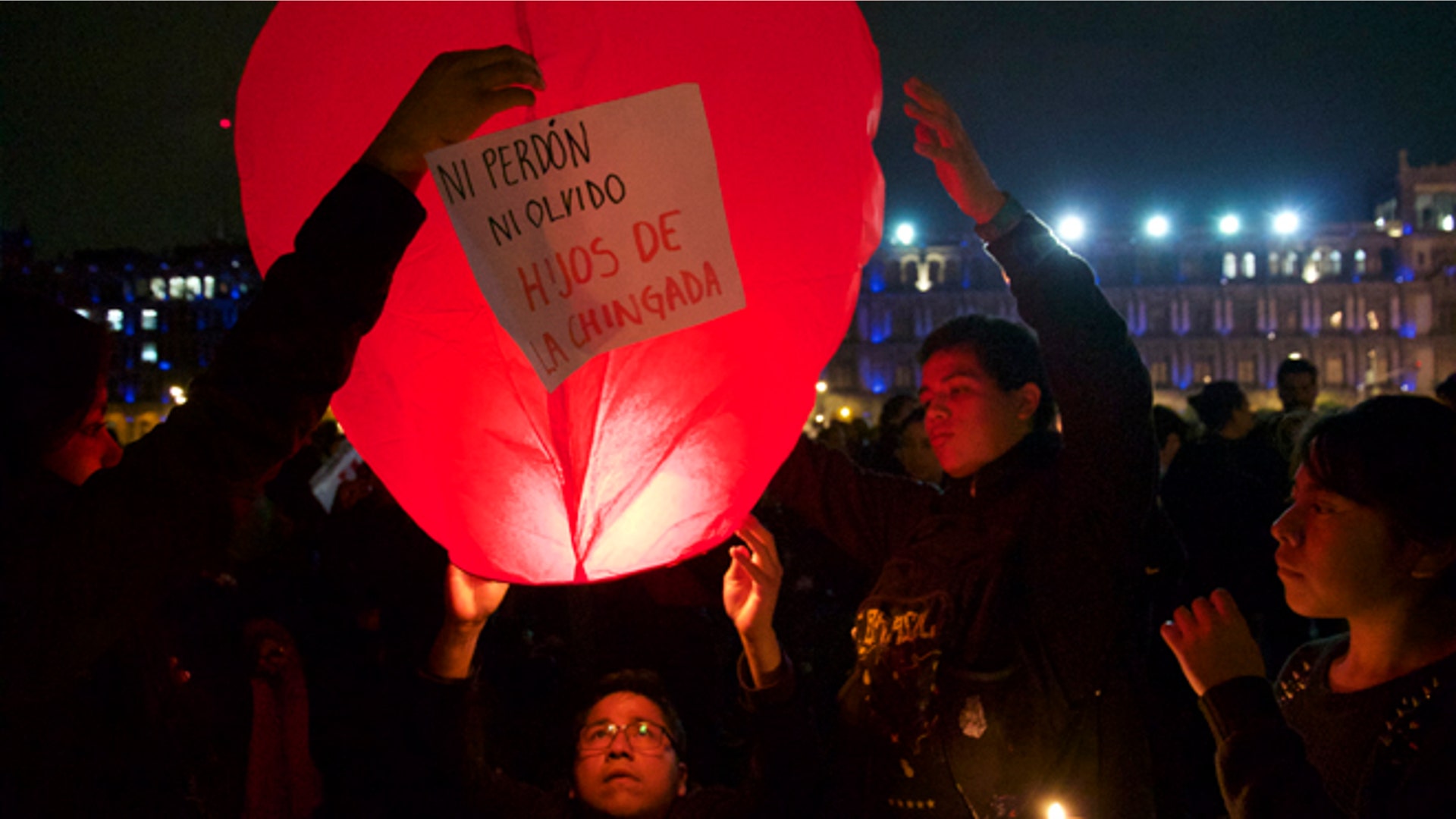 DJ_Mex_City_Protests_4