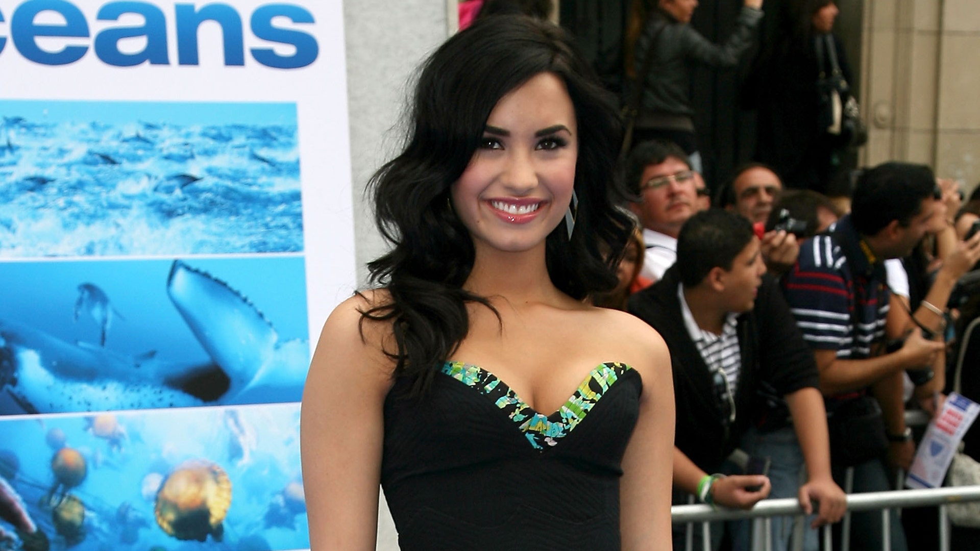 Demi_Lovato_Hair_Transformation__2_