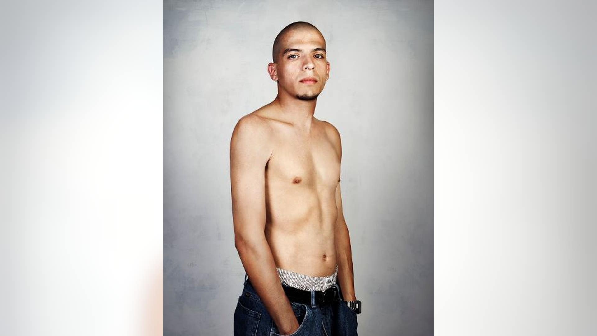 Dennis_Zamdran_no_tats_Latino