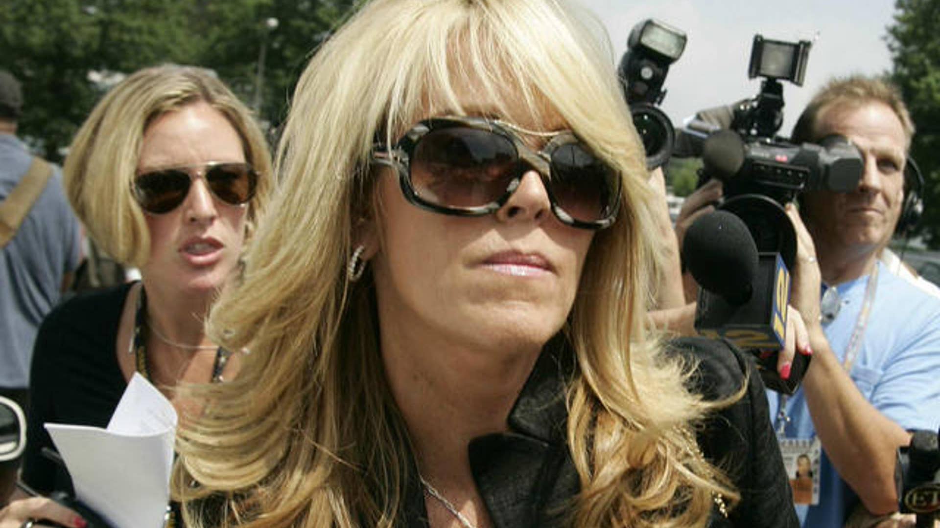 Dina Lohan