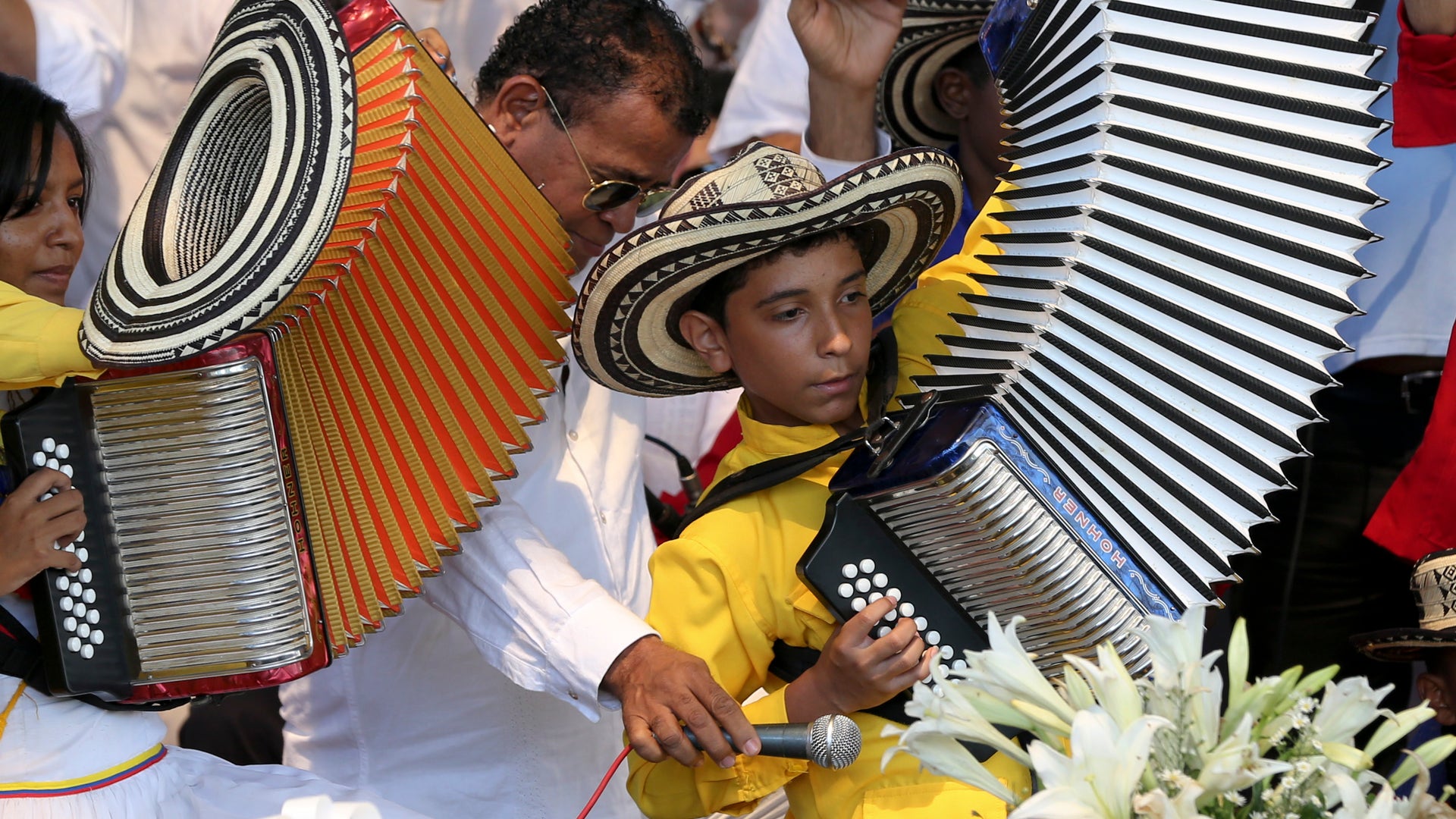 Colombians Mourn The Sudden Passing Of Vallenato Star Diomedes Díaz ...