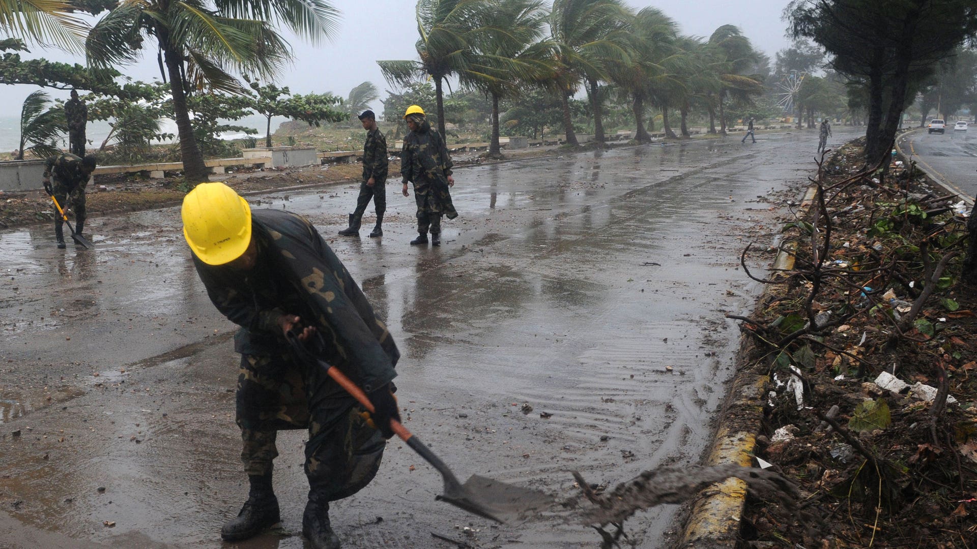 Dominican_Republic_Tr_Grat__1_