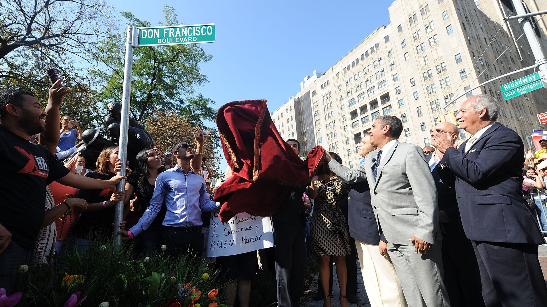 Don_Francisco_NYC__2_