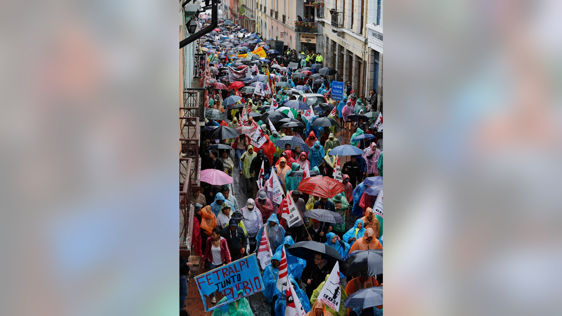 Ecuador_Protests_Latino_6
