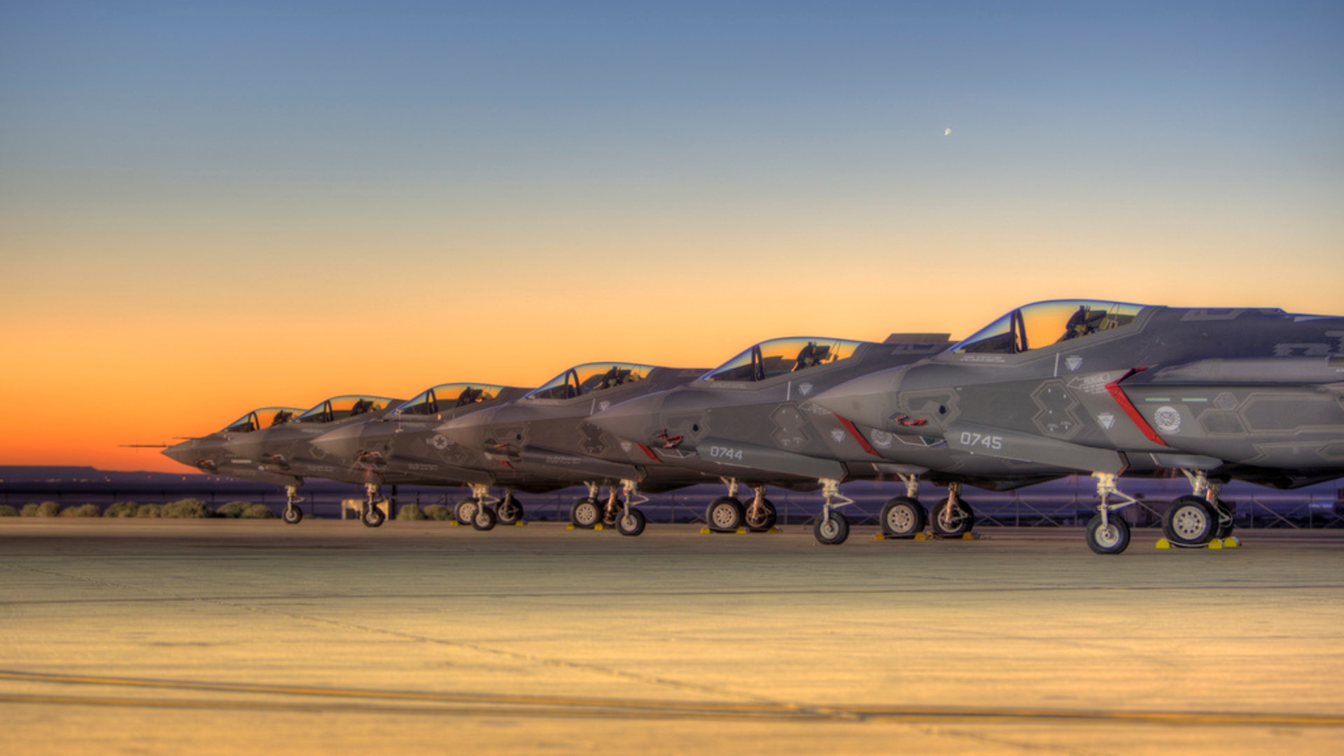 Edwards_AFB_F_35A_Test_Aircraft_2