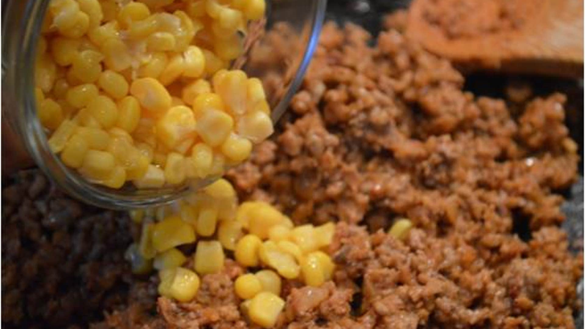 Empanadas_and_Avocado_Cream_9