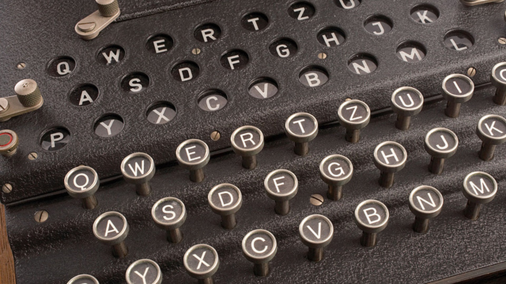 Enigma_Machine_2