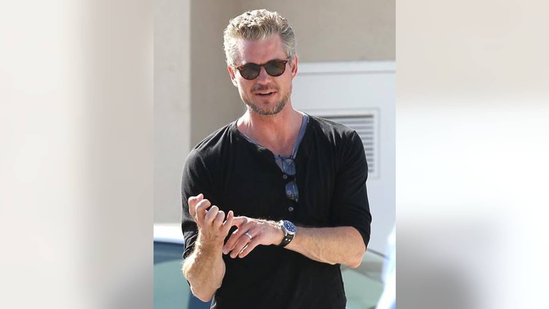 Eric_Dane_grey_x17