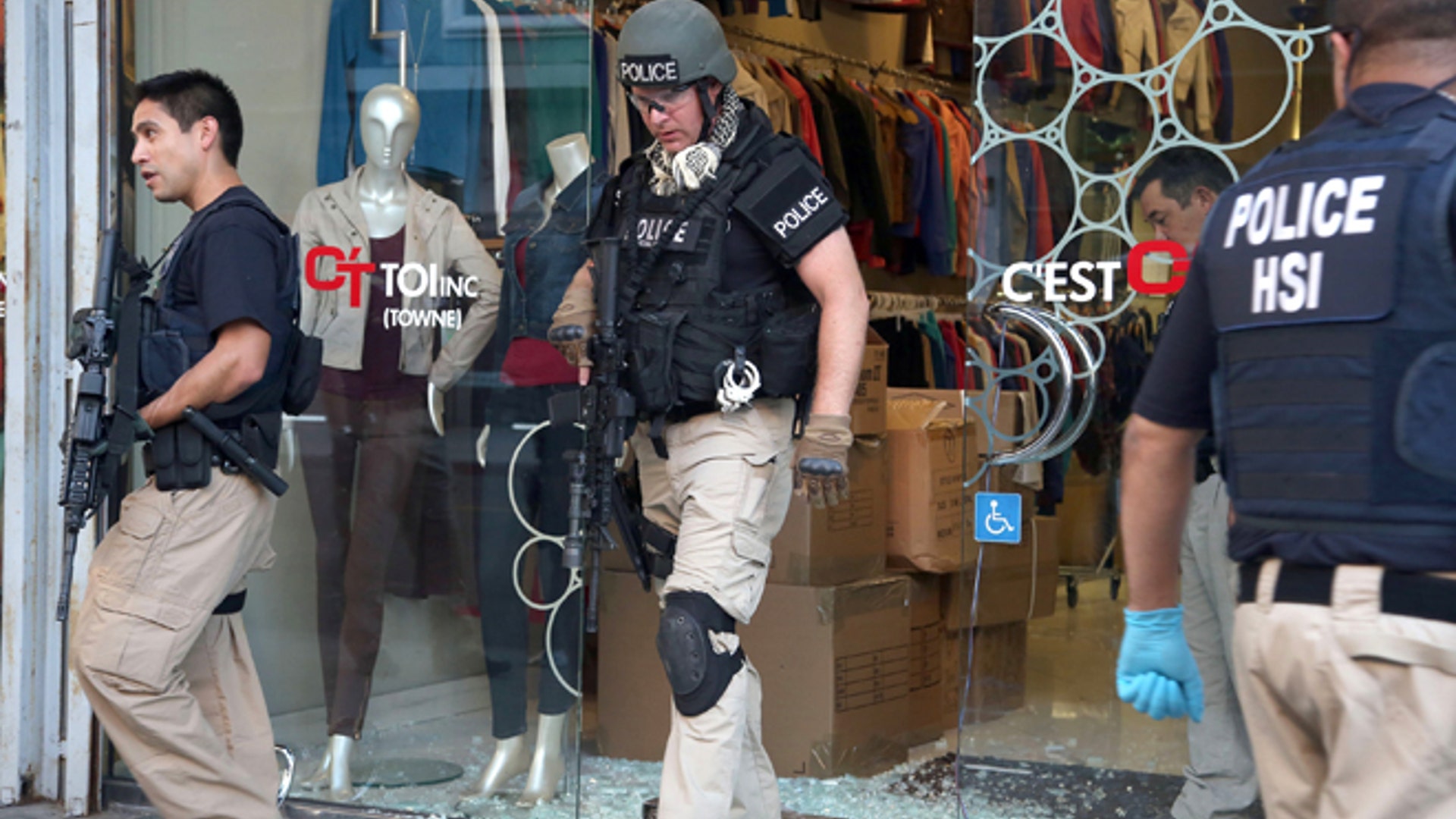 Fashion_District_Raid_6