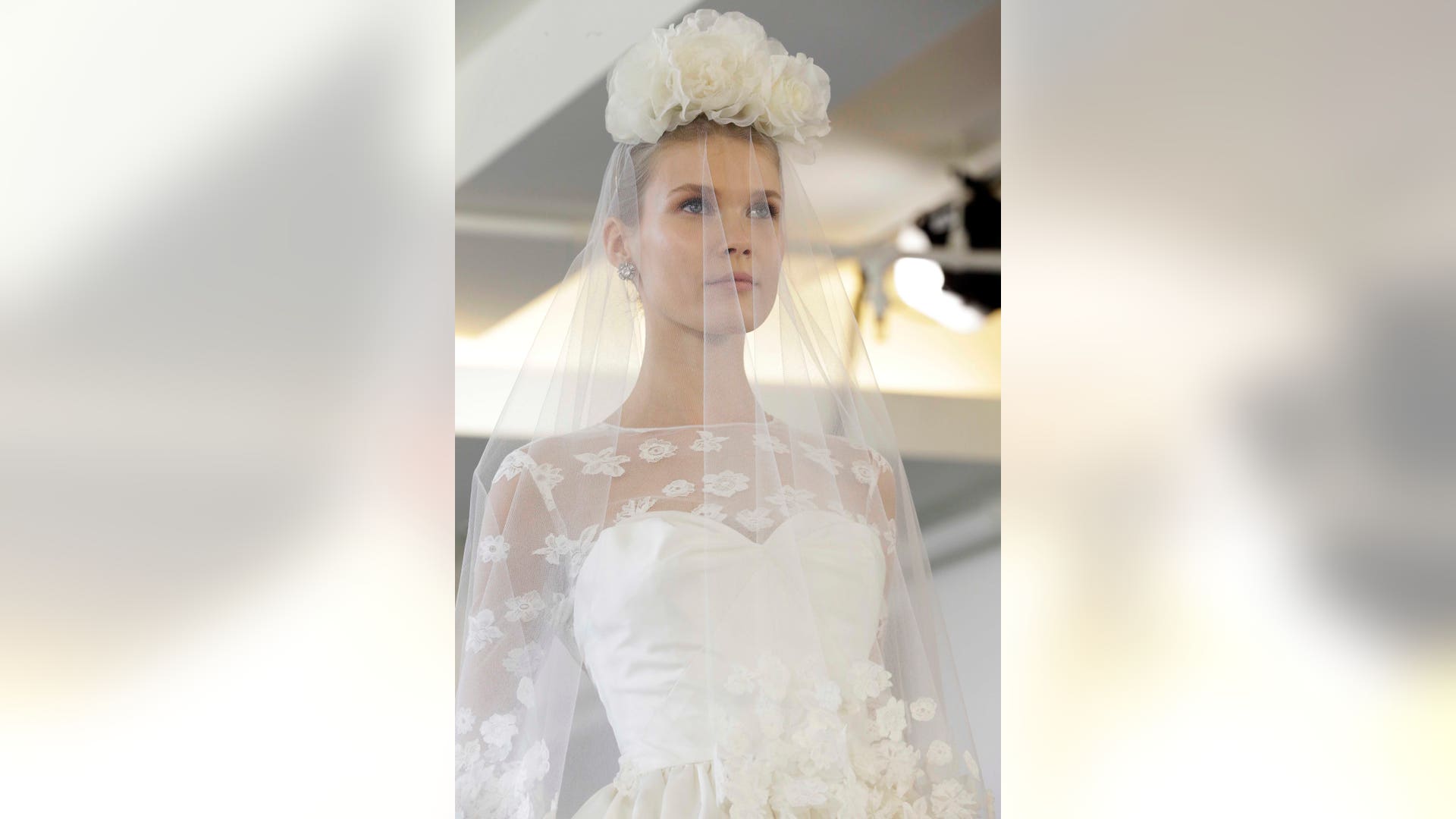 Fashion_Oscar_de_la_R_Garc_3_