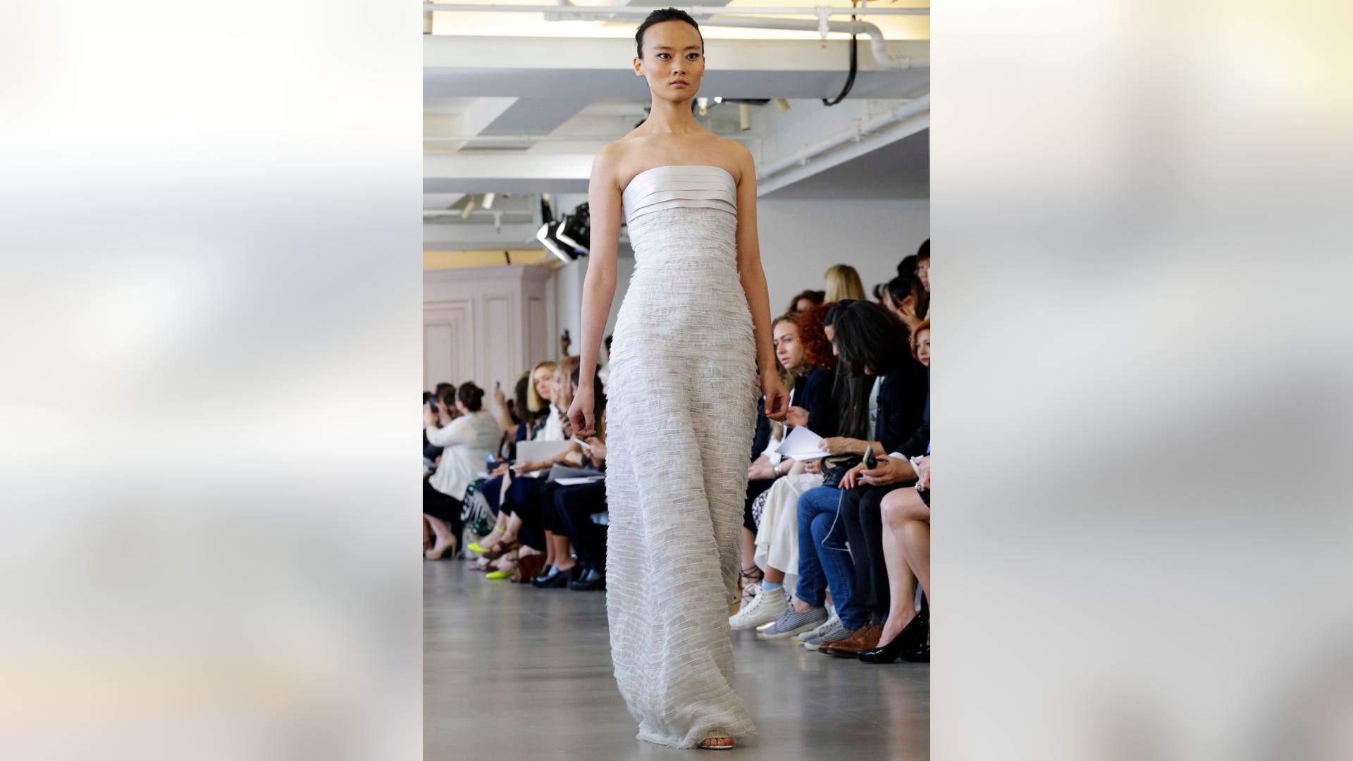 Fashion_Oscar_de_la_R_Garc_8_