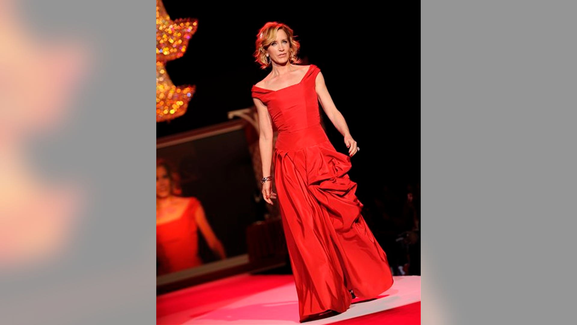 Felicity_Huffman_kjkl