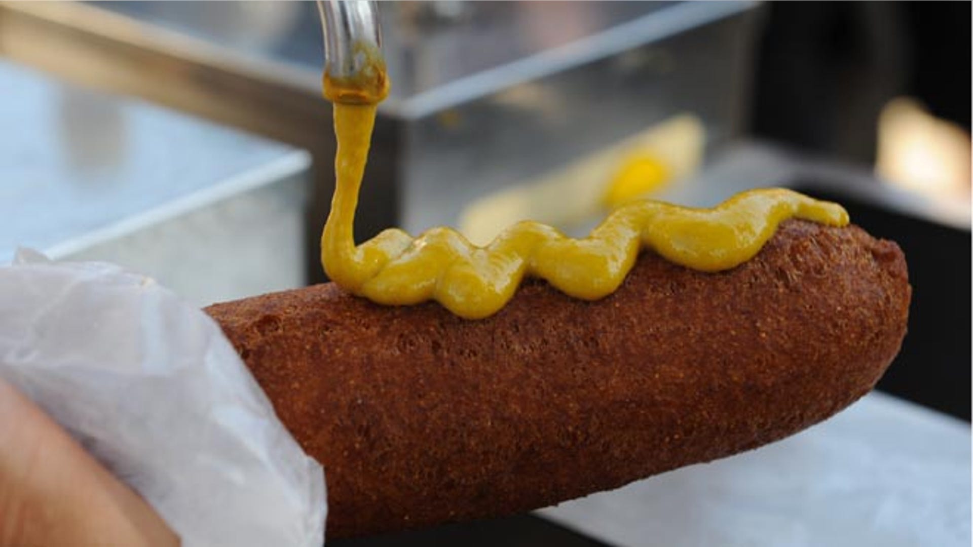 Fletcher_s_Corny_Dog_Close_Up