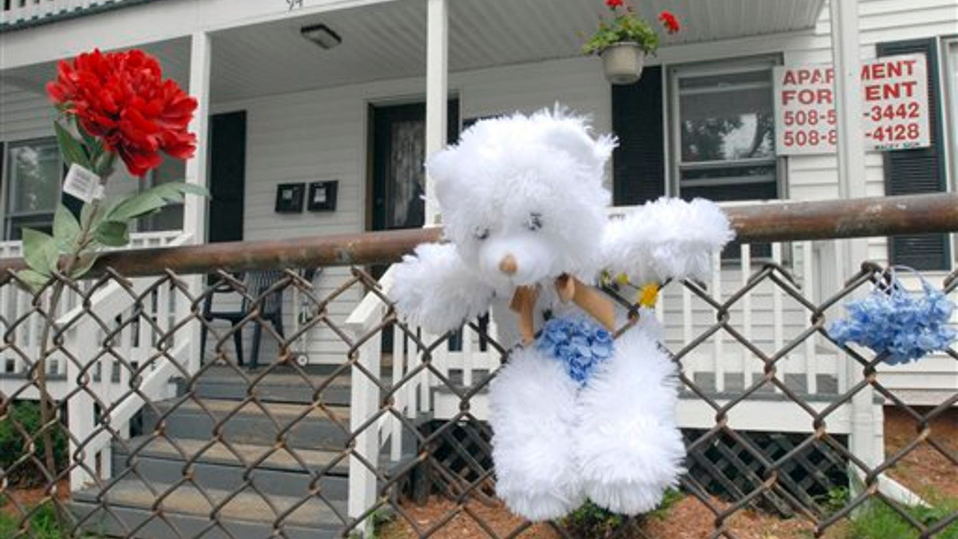 Flowers_at_Apartment