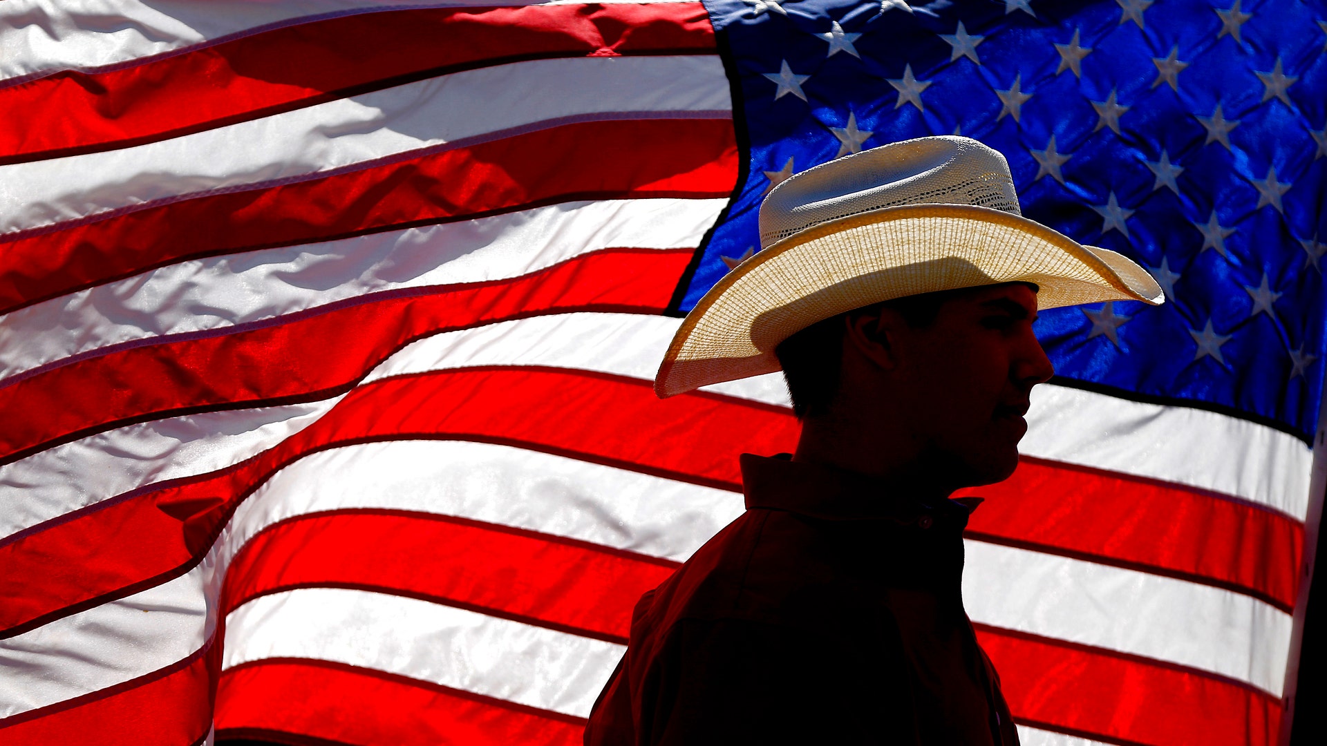 Fourth_of_July_Parade_Angu__1_