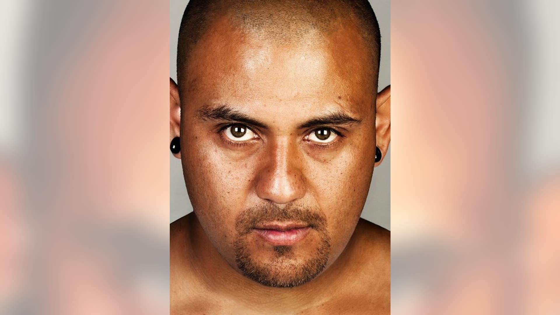 Francisco_Florres_no_tats_Latino