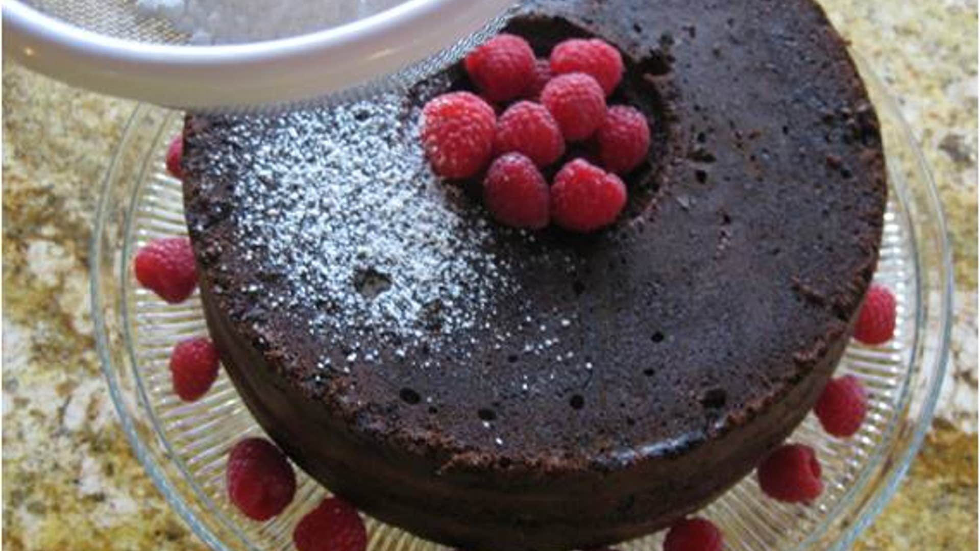 Fruity_Chocolaty_Cake_8