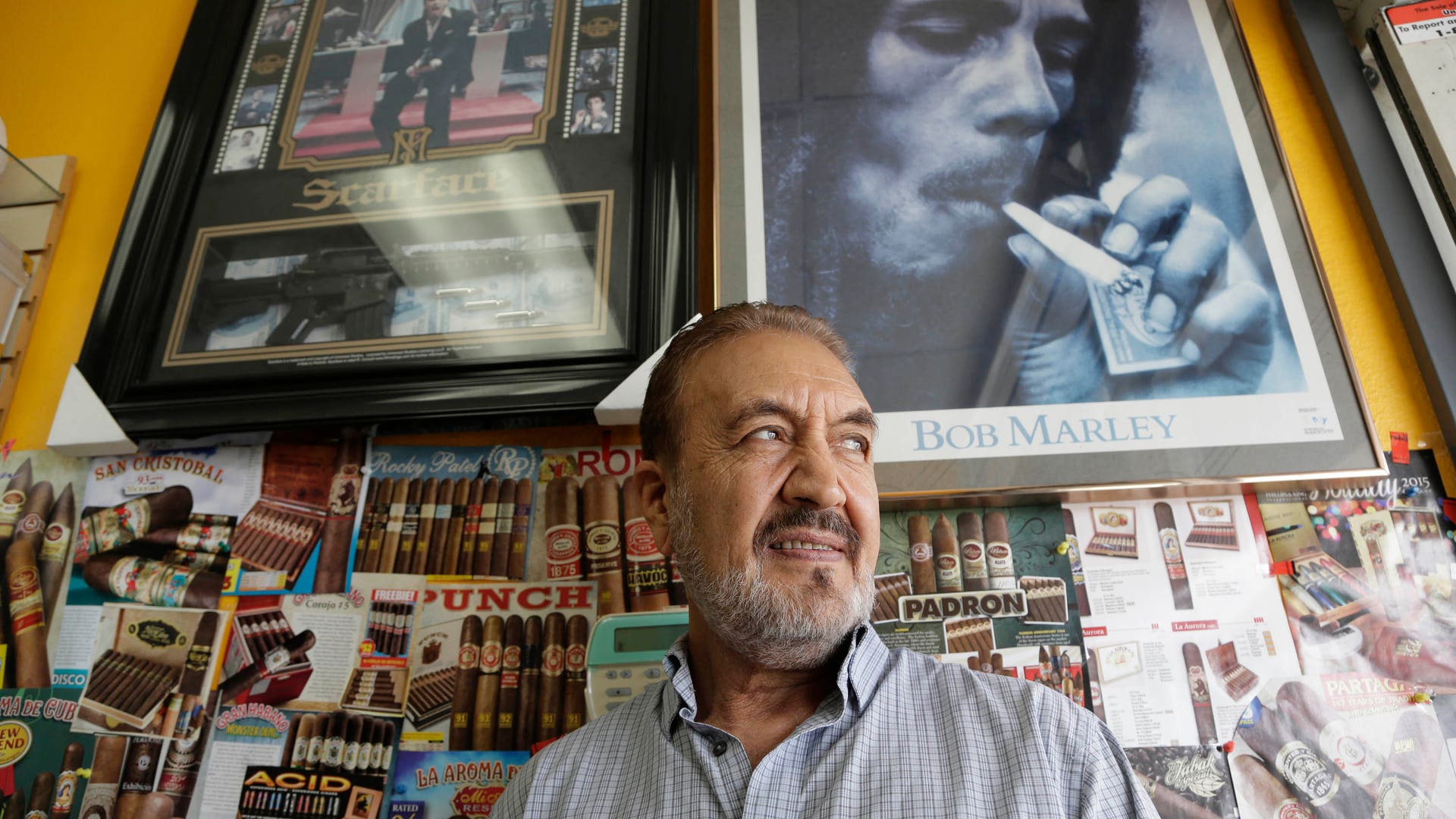 GOP_2016_Trump_tobacco_inside_1