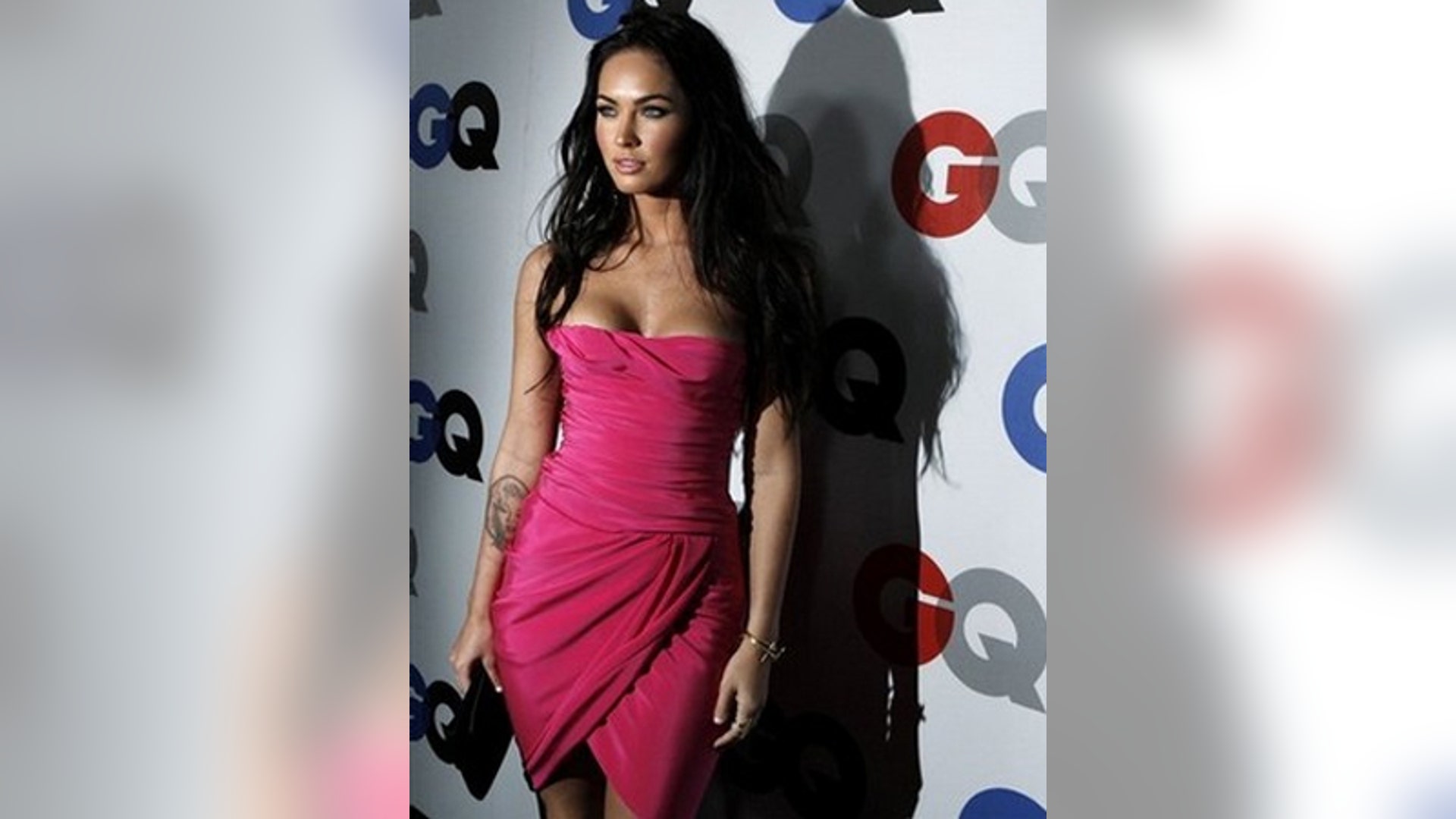 Megan Looking Youthful and Sexy in 2008