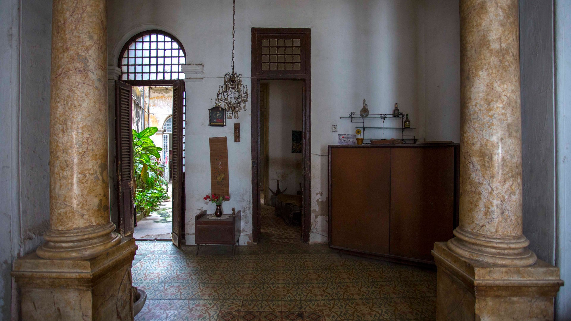 Gentrified_Havana_Cuba__8_